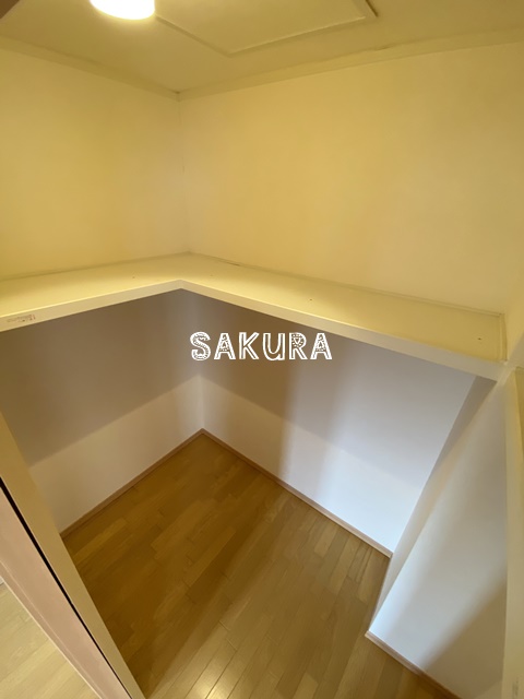 収納　お荷物の多い方でも安心のクローゼット付き♪