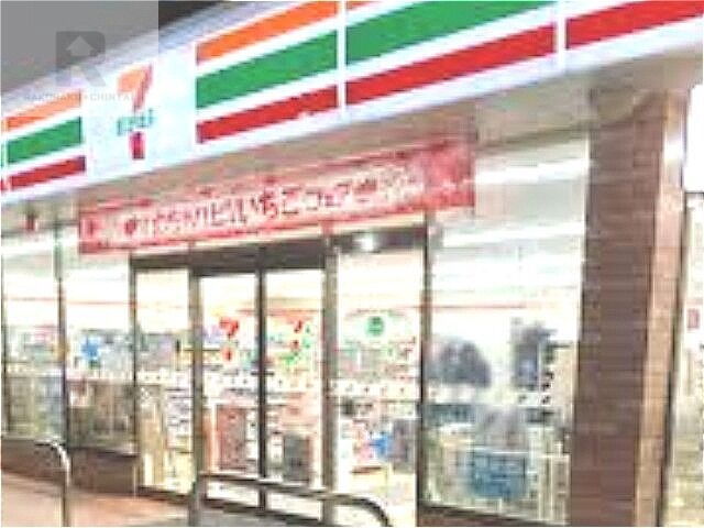 コンビニ　セブンイレブン池田旭丘1丁目店（コンビニ）まで717m