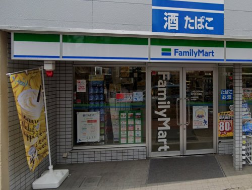 コンビニ　ファミリーマート 高円寺中通店（コンビニ）まで185m