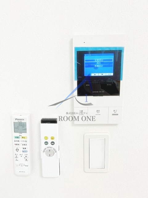 セキュリティ　モニター付きインターホンです。