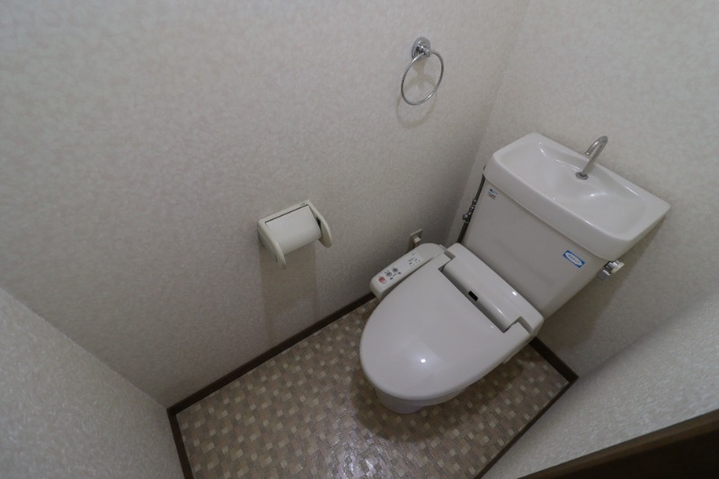 トイレ　図面と現状に相違がある場合には現状を優先