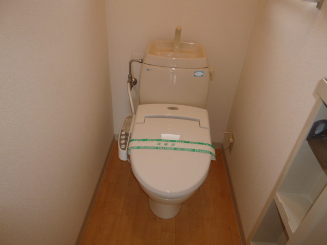 トイレ　ウォシュレット