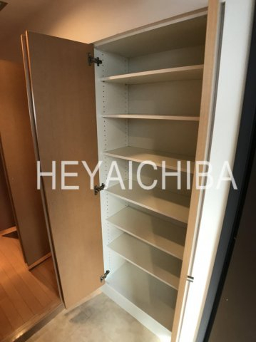玄関　シューズボックス
