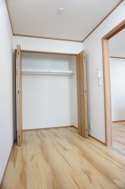 収納　洋室の収納