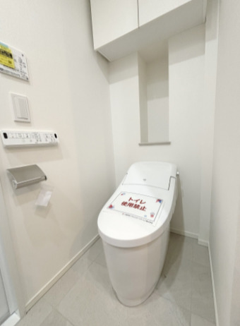 トイレ　別タイプ部屋　参考写真です