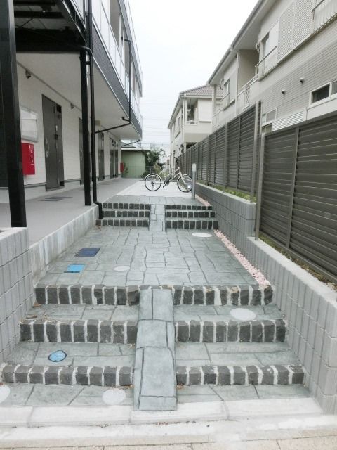 エントランス　建物入口部分です