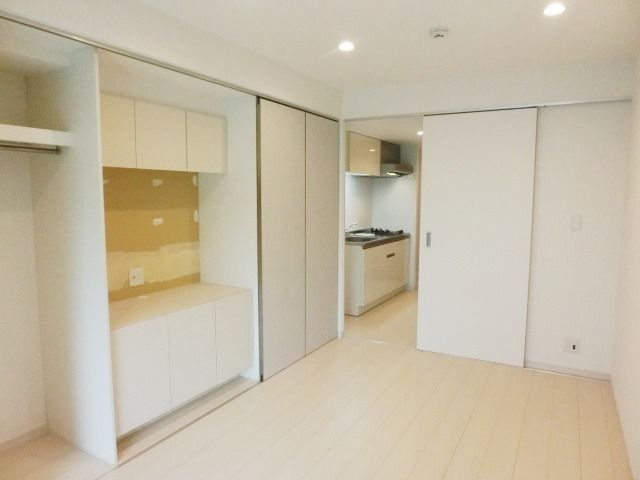 その他部屋・スペース　お部屋に収納があるので広々使えますね