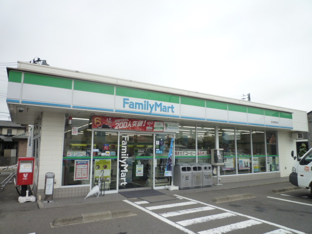 コンビニ　ファミリーマート岩切青津目店（コンビニ）まで433m
