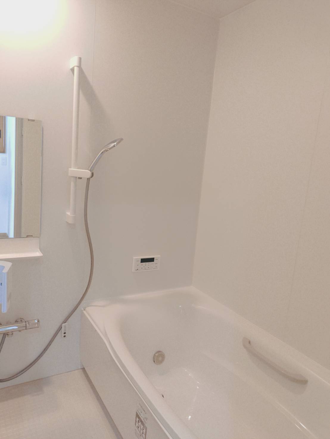 麦ひとつぶ荘の風呂写真