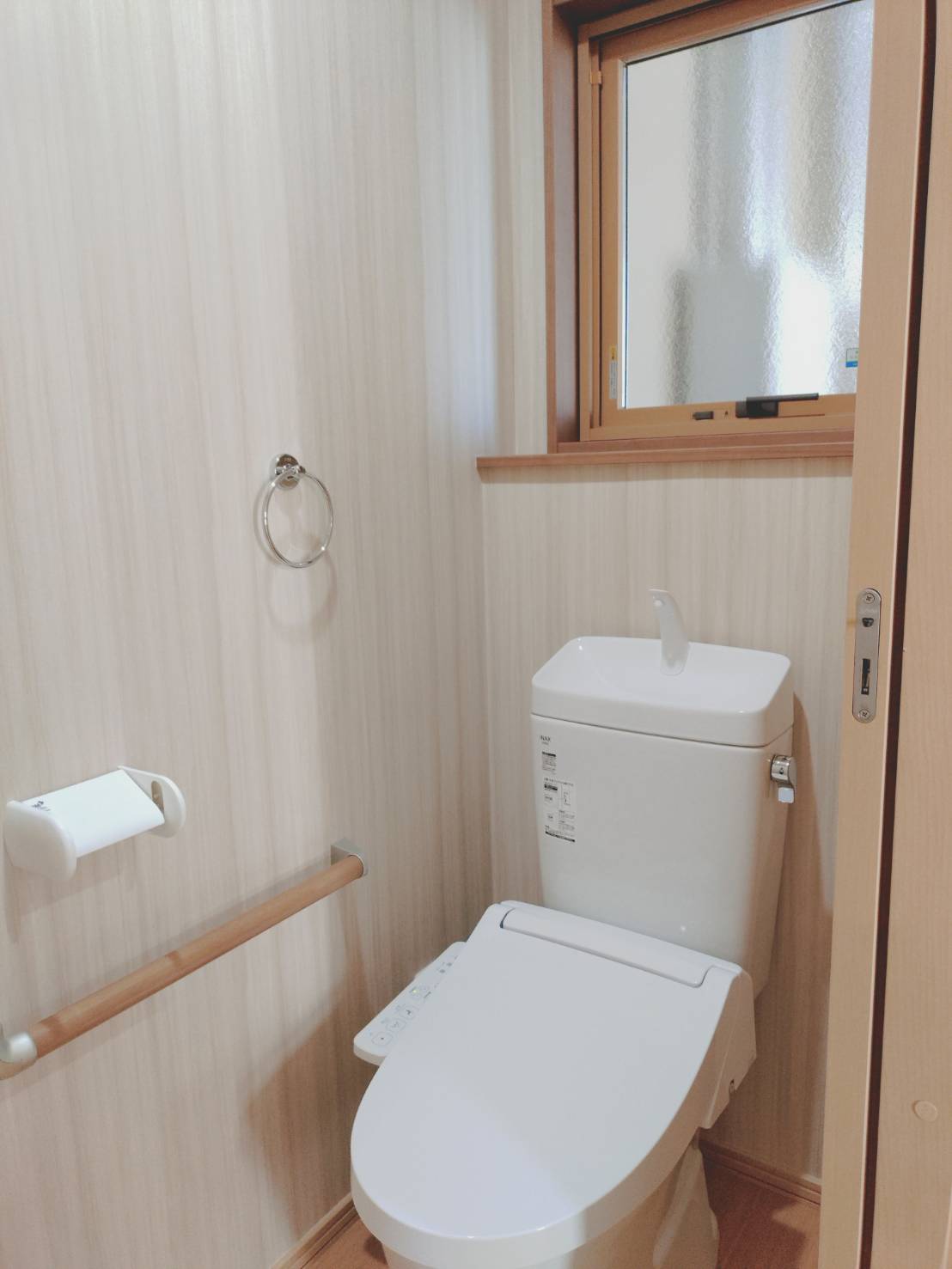 麦ひとつぶ荘のトイレ写真