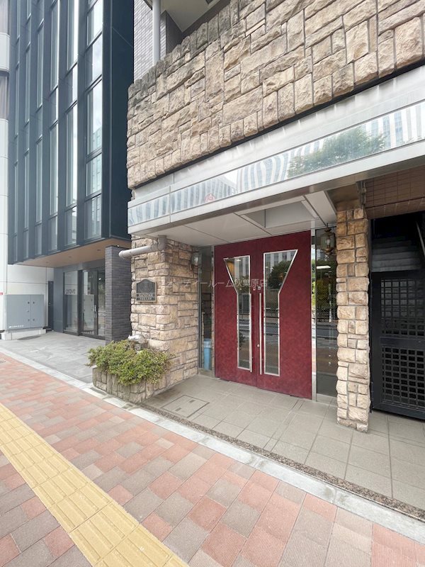 エントランス　「秋葉原」の繁華街まで歩いていける魅力的な立地で充実した新生