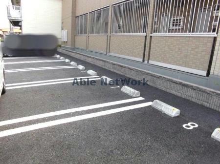 駐車場　駐車場