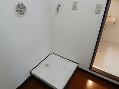 洗面設備　※室内写真は全て別部屋の参考写真です
