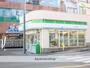 コンビニ　ファミリーマート（コンビニ）まで1408m