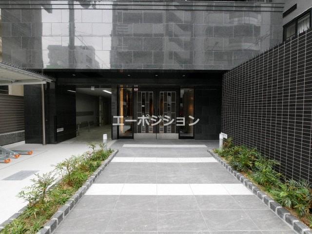 エントランス　スプランディッド難波元町DUE