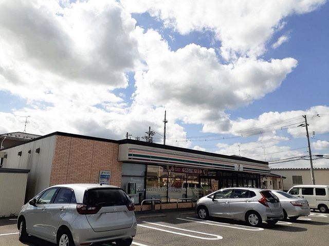 コンビニ　セブンイレブン大崎古川新田店（コンビニ）まで270m