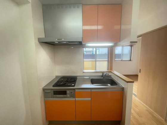 キッチン　※別部屋の写真です