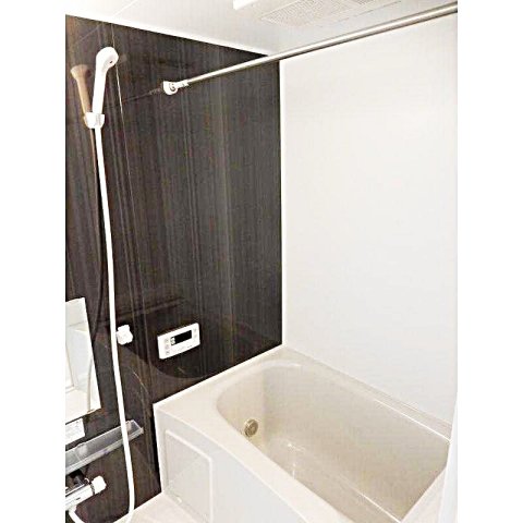バス・シャワールーム　【ペットと暮らせるおすすめ物件♪】住環境良好！