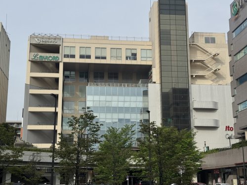 スーパー　Odakyu OX 新百合ヶ丘店（スーパー）まで747m