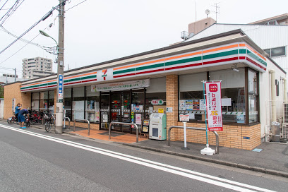 コンビニ　セブン-イレブン 大田区糀谷中前店（コンビニ）まで406m