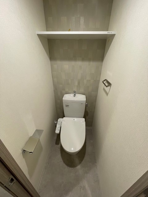 トイレ　ウォシュレット付いてます！