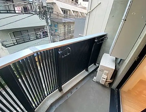 バルコニー　写真は同タイプ住居です。