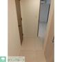 玄関　※写真は同タイプ住戸です。