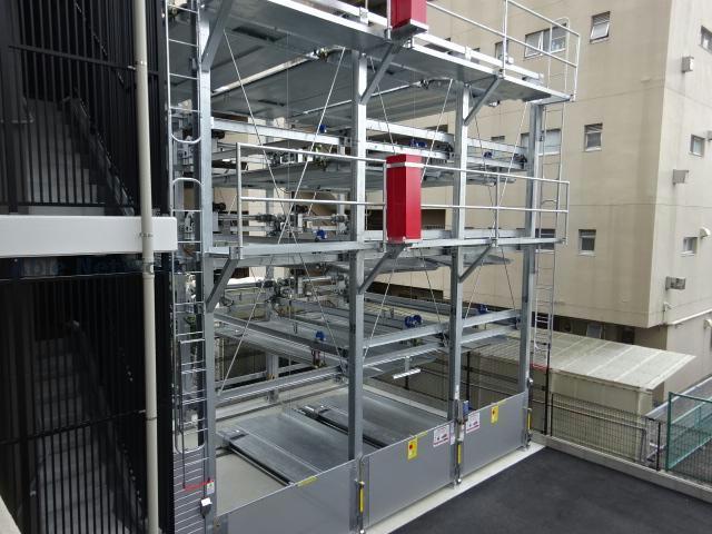 駐車場　駐車場