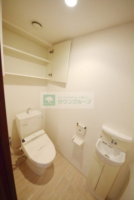 トイレ　お問合せは(株)タウンハウジングレジデンス事業部までお問合…