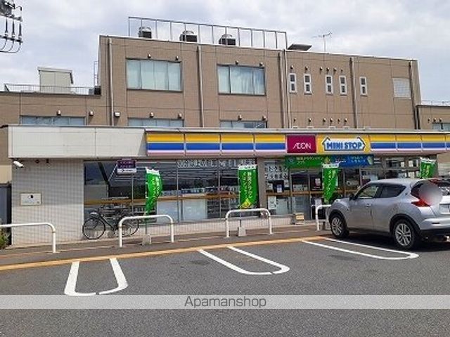 コンビニ　ミニストップ（コンビニ）まで400m