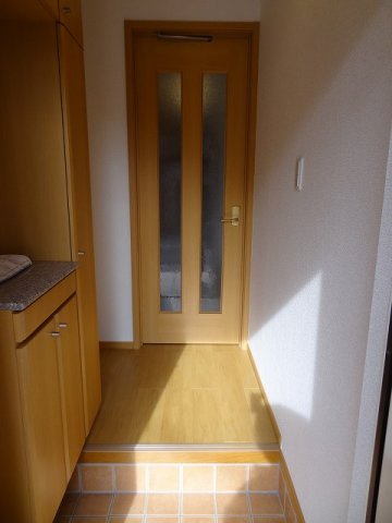 玄関　シンプルで使いやすい玄関です