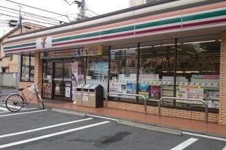 コンビニ　セブンイレブン大田区西蒲田3丁目店（コンビニ）まで351m