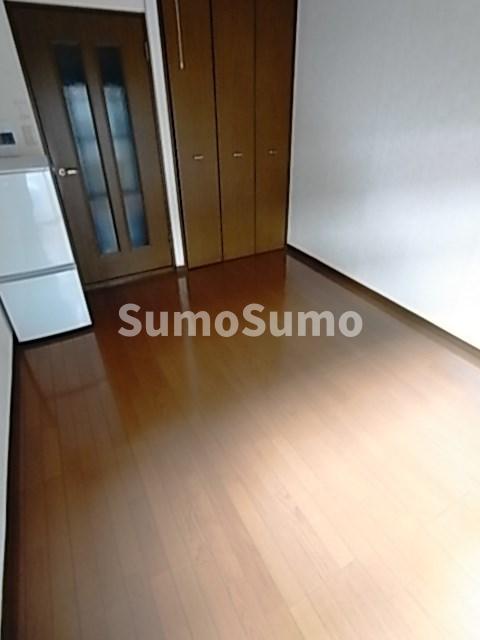その他部屋・スペース　落ち着いて過ごせるお部屋なので、寝室にいかがでしょうか