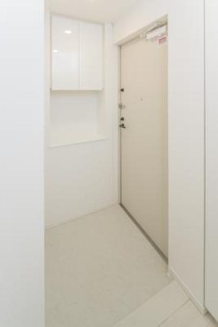 玄関　※写真は同タイプ住戸です。