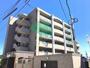 建物外観　オートロック付き・駐輪場付き・敷地内駐車場付き