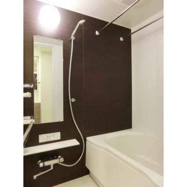 バス・シャワールーム　※写真は同タイプ住戸です。