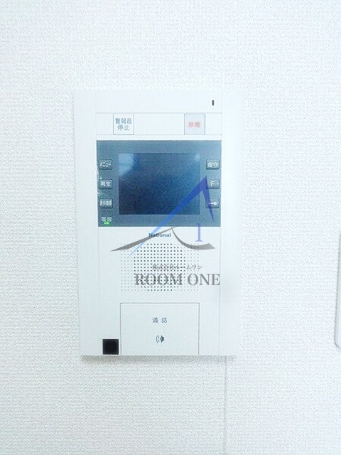 セキュリティ　モニター付きインターホンです。