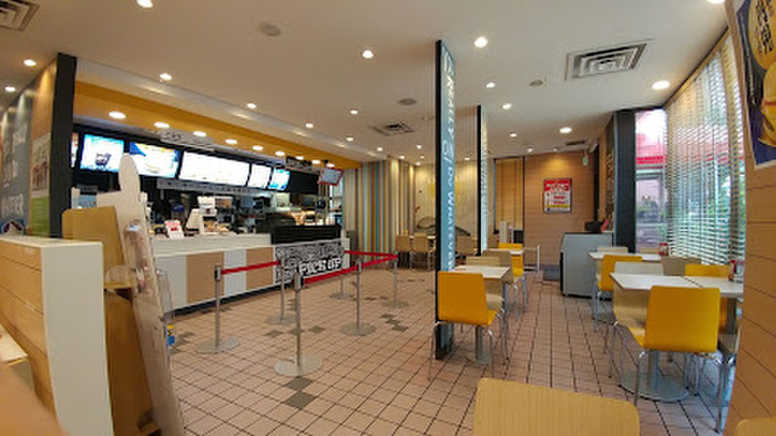 飲食店　マクドナルド 大宮バイパス宮原店（飲食店）まで350m