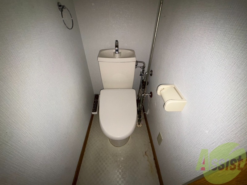 トイレ　こちらはトイレです。清潔感があり、安心して使用できます。