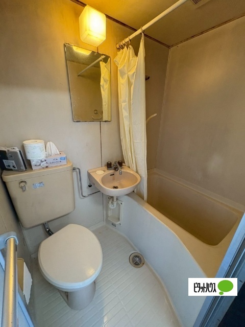 トイレ　※別部屋参考写真