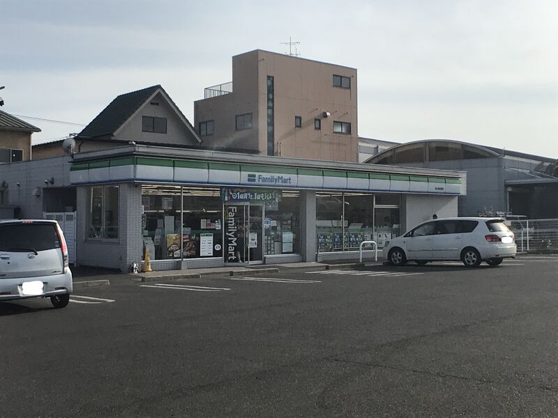 コンビニ　ファミリーマート　岡山西長瀬店（コンビニ）まで385m