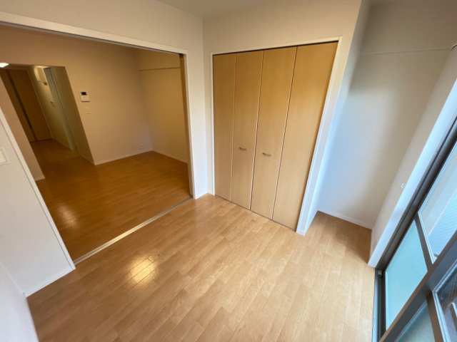 居室・リビング　写真は別のお部屋です。※現況を優先