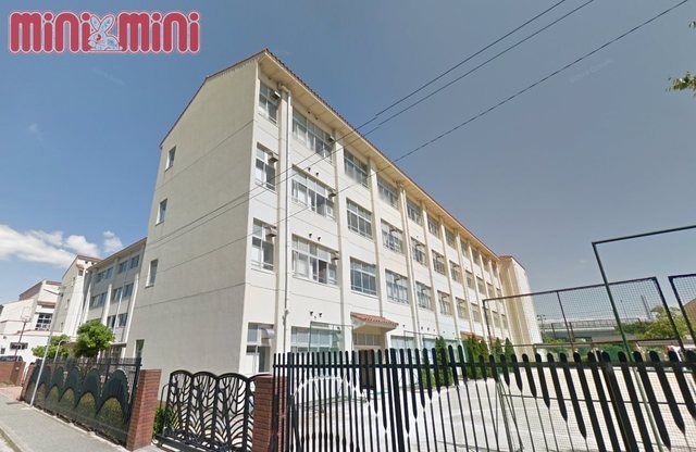 中学校　神戸市立本庄中学校（中学校）まで1318m