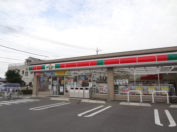 コンビニ　（コンビニ）まで25m