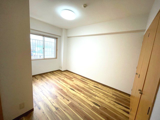 その他部屋・スペース　広々とした洋室です