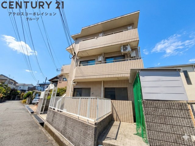 建物外観　住居者用のごみ置き場があります！