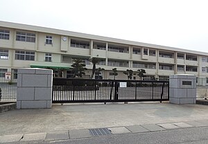 中学校　倉敷市立福田中学校（中学校）まで1082m