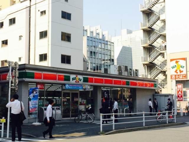 コンビニ　サンクス日本橋堀留町店（コンビニ）まで90m