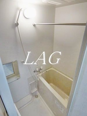 バス・シャワールーム　お風呂です。