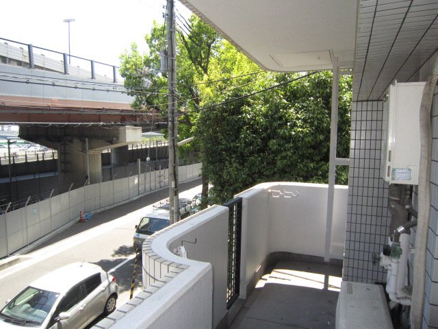 バルコニー　写真は同マンションの別のお部屋のものです